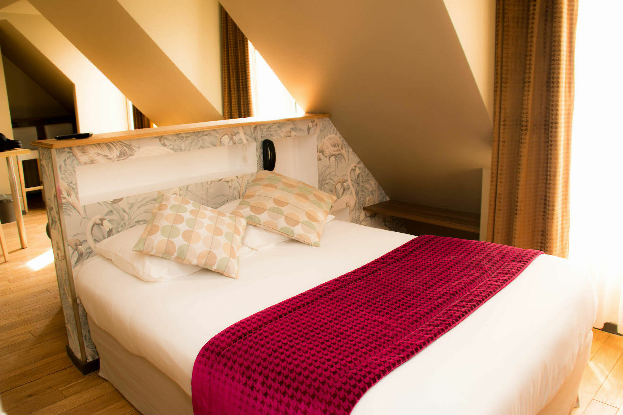 Excelsior Batignolles Hotel Париж Екстериор снимка