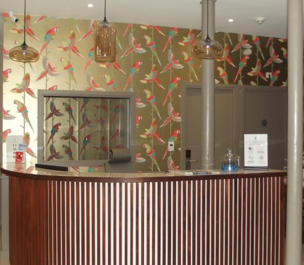Excelsior Batignolles Hotel Париж Екстериор снимка
